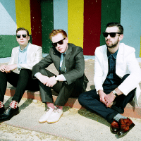 Bild Two Door Cinema Club